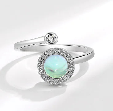 Elegant Swivel Women's Ring